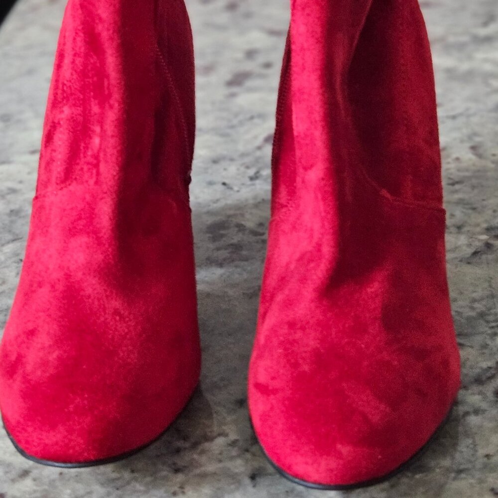 Marc Fisher Red Suede Ankle Boots, size 7.5 - Picture 8 of 12
